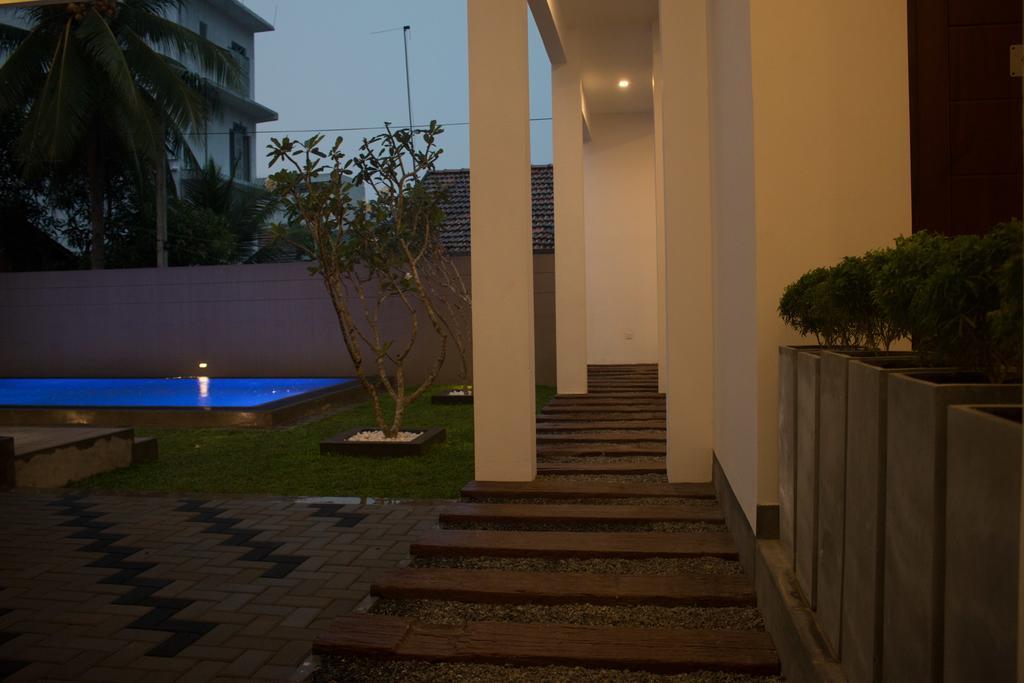 The Suite 262 Negombo Exterior foto