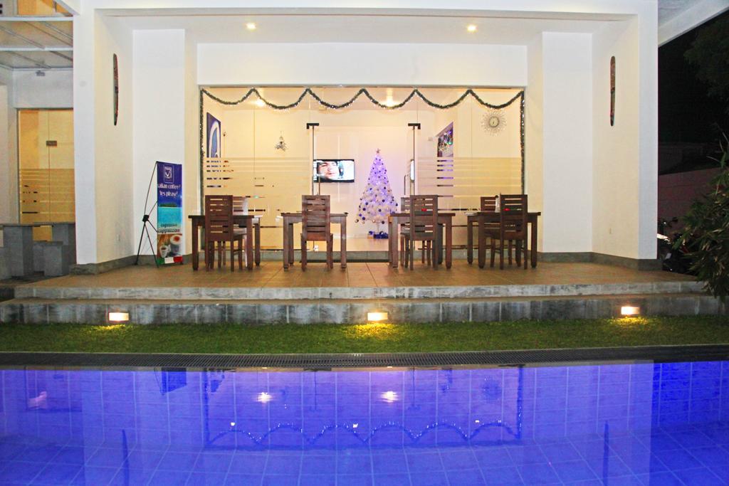 The Suite 262 Negombo Exterior foto